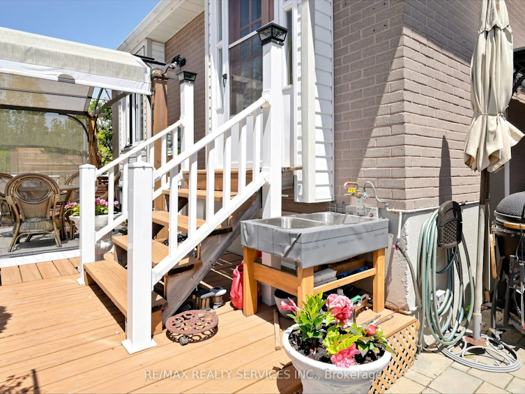36 Glenvale Boulevard, Brampton, ON, L6S 1J1 - 40
