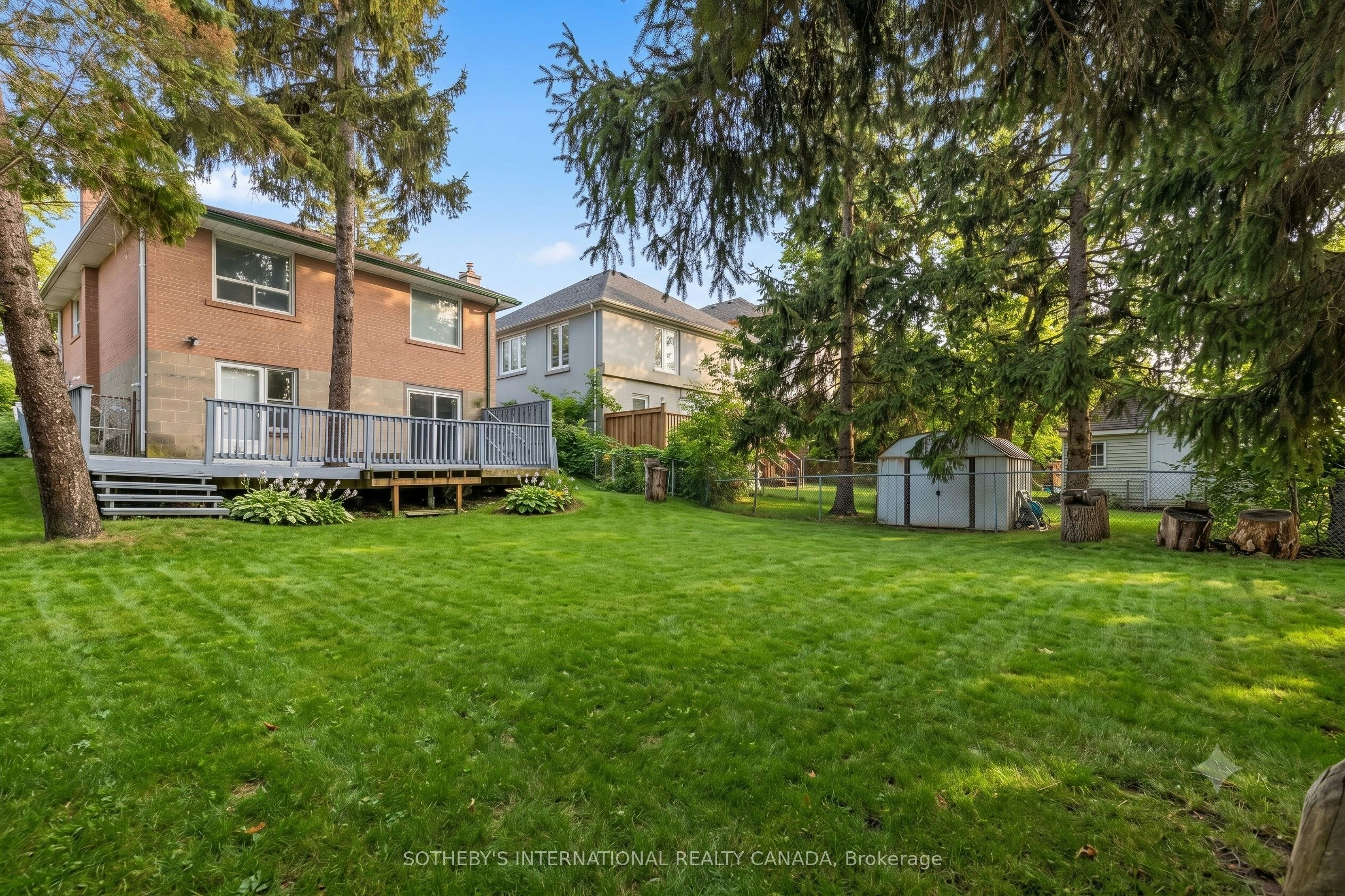 upper-957 Beechwood Avenue, Mississauga, ON, L5G 4E3 - 2