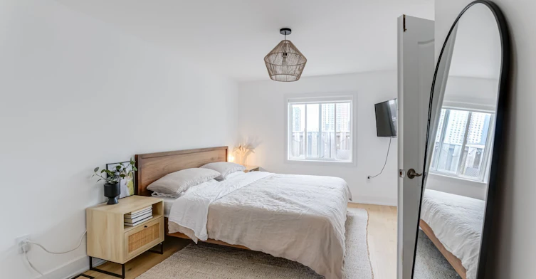 12 Grogan Mews, Toronto, ON, M6G 4J9 - 13