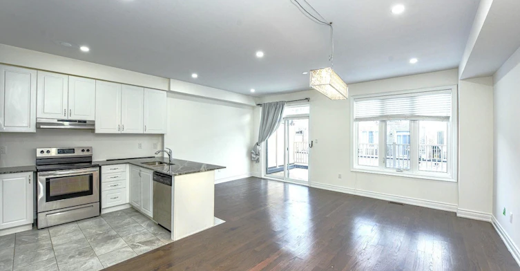 8652 Financial Drive, Brampton, ON, L6Y 6G5 - 5