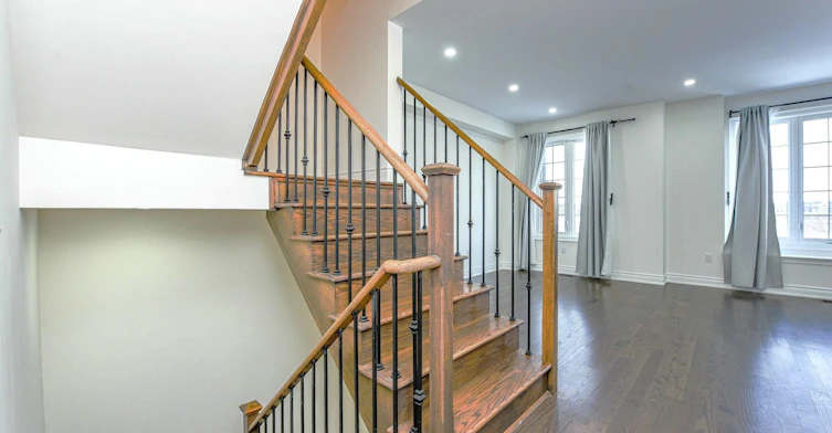 8652 Financial Drive, Brampton, ON, L6Y 6G5 - 7