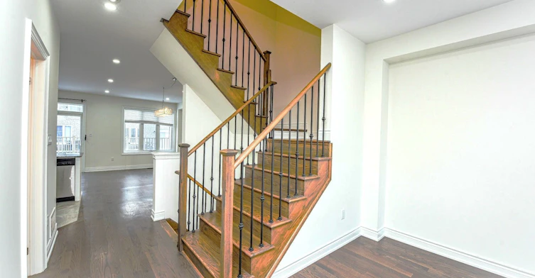 8652 Financial Drive, Brampton, ON, L6Y 6G5 - 8