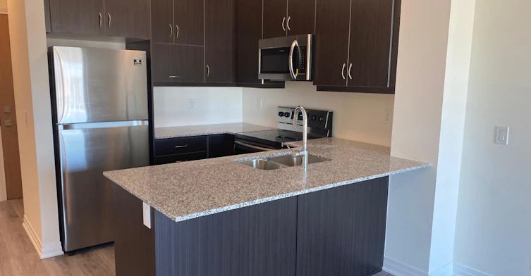 128 Grovewood Common, Oakville, ON, L6H 0X3 - 4