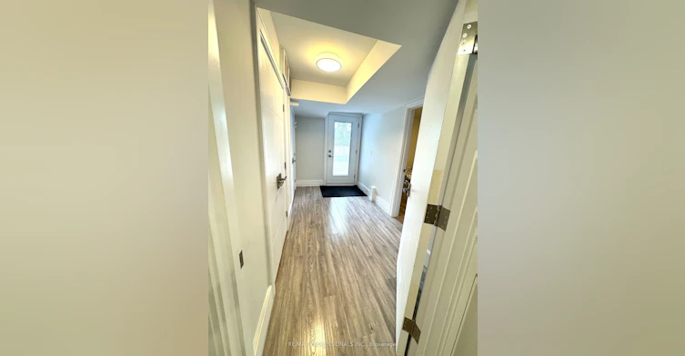 BSMT-36 Mitre Place, Toronto, ON, M9R 3C4 - 2