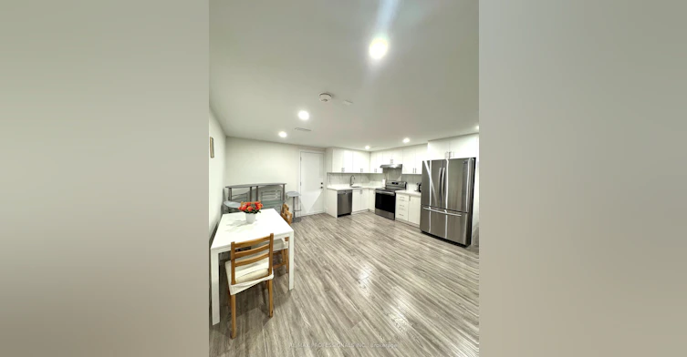 BSMT-36 Mitre Place, Toronto, ON, M9R 3C4 - 5