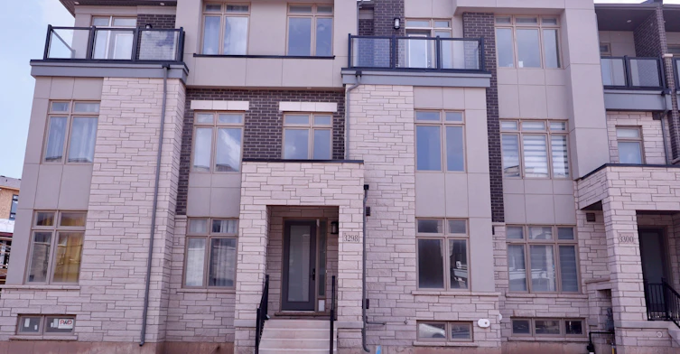 3298 Taha Gardens, Oakville, ON, L6M 4K1 - 7