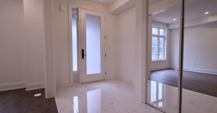 3298 Taha Gardens, Oakville, ON, L6M 4K1 - 11