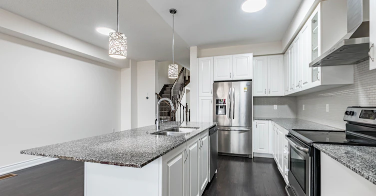 27 Lady Evelyn Cres Brampton Ontario Circle, Brampton, ON, L6Y 6C6 - 15