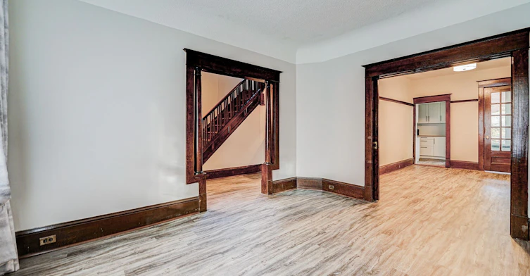 397 Parkside Drive, Toronto, ON, M6R 2Z7 - 5