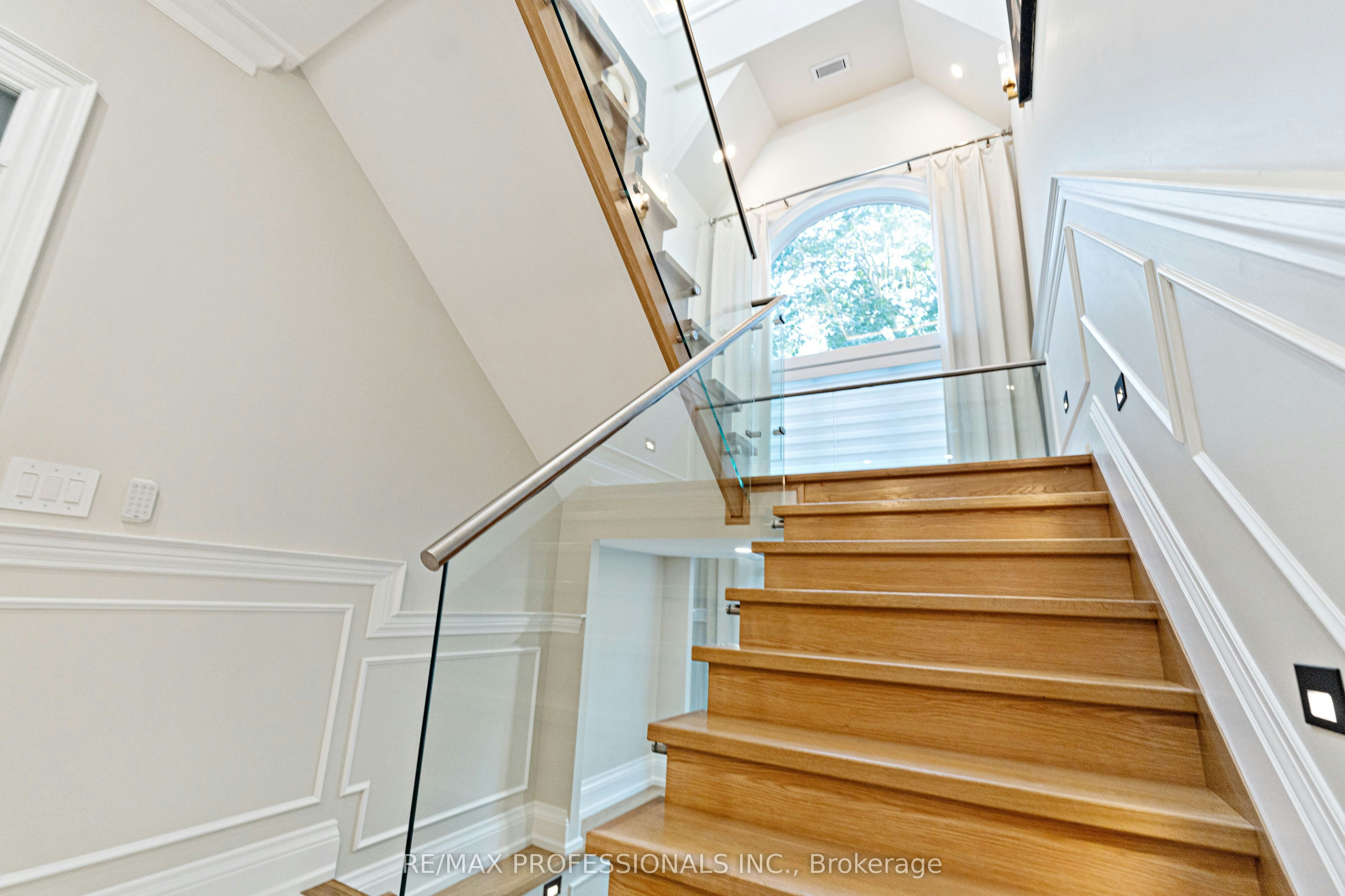 161 The Kingsway N/A, Toronto, ON, M8X 2V5 - 16