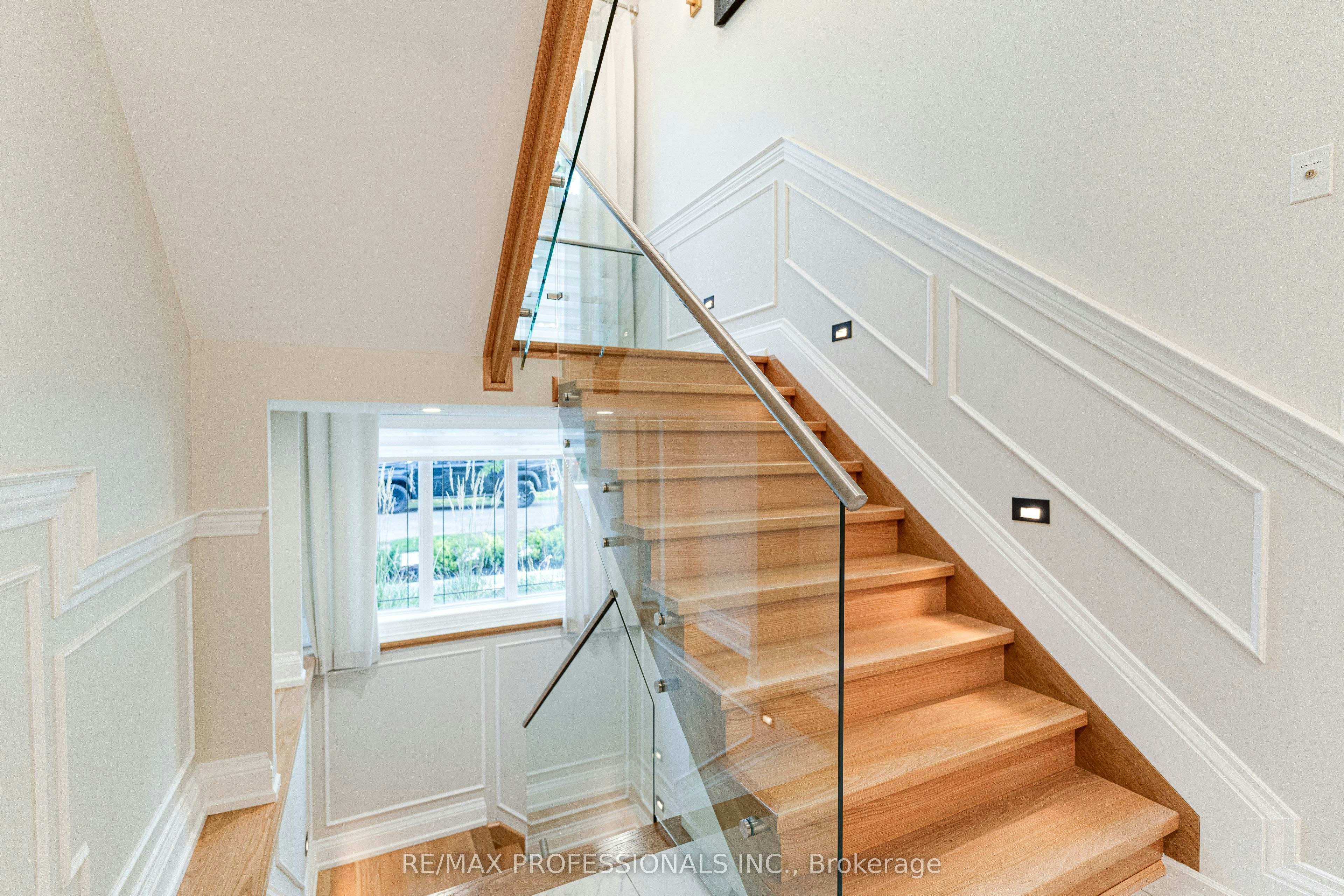 161 The Kingsway N/A, Toronto, ON, M8X 2V5 - 14