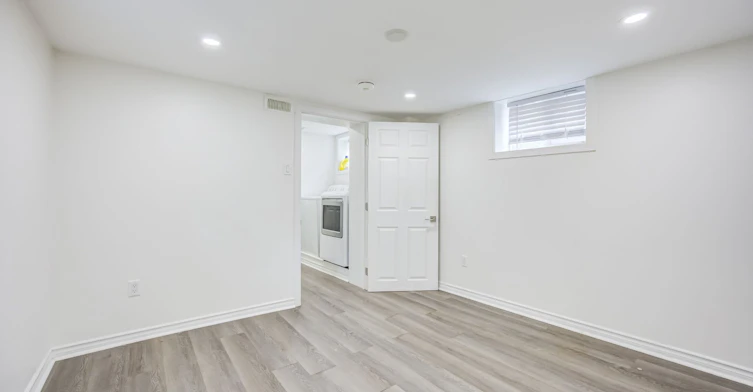 27 Dalrymple Drive, Toronto, ON, M6N 4S2 - 20