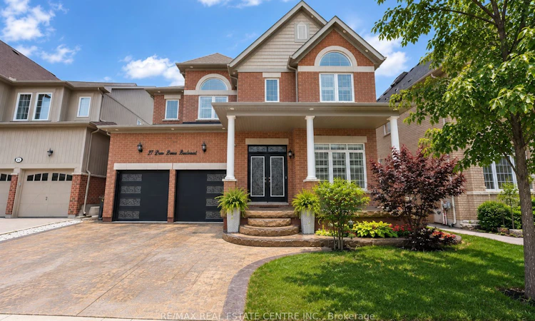 27 Drew Brown Boulevard