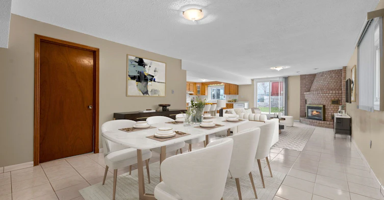 5 Acacia Avenue, Toronto, ON, M9M 1H6 - 32