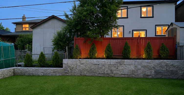 5 Acacia Avenue, Toronto, ON, M9M 1H6 - 44