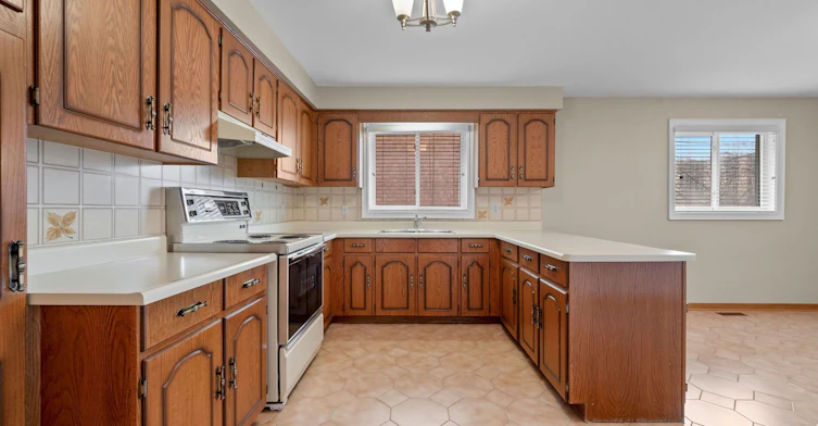 5 Acacia Avenue, Toronto, ON, M9M 1H6 - 17