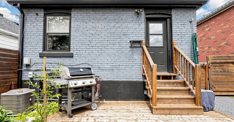 59 Lonborough Avenue, Toronto, ON, M6M 1X2 - 18