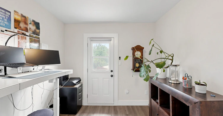 59 Lonborough Avenue, Toronto, ON, M6M 1X2 - 16