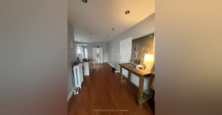 2-12 Salem Avenue, Toronto, ON, M6H 3C1