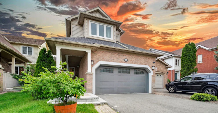 Upper-5896 Chorley Place, Mississauga, ON, L5M 5L7