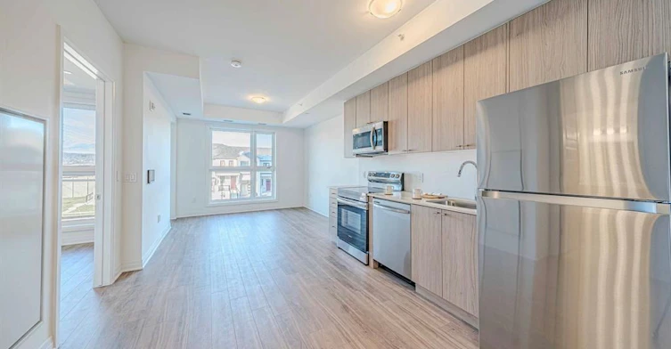 201-490 Gordon Krantz Avenue, Milton, ON, L9E 1Z5 - 5