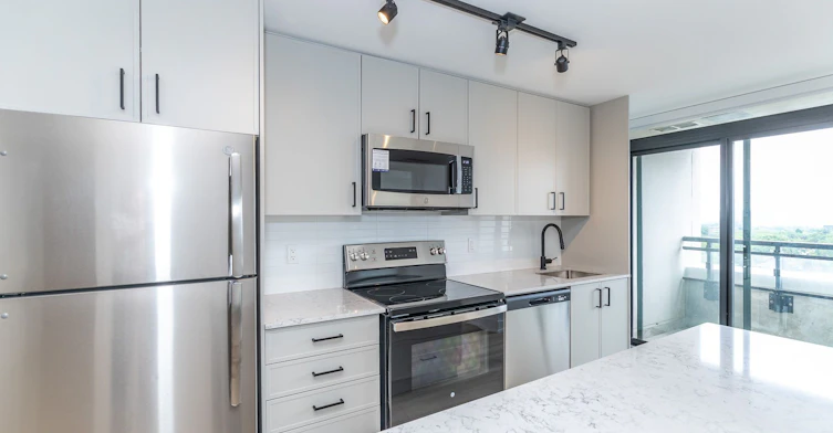 1105-758 Dovercourt Road, Toronto, ON, M6H 0G7 - 13