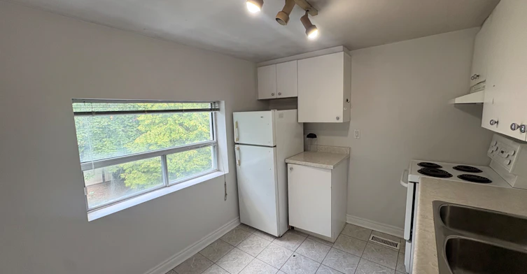 218 Keele Street, Toronto, ON, M6P 2K2 - 5