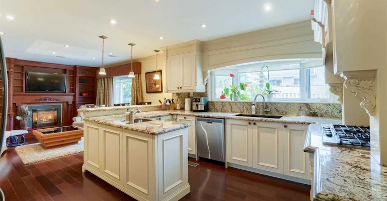 41 Clearside Place, Toronto, ON, M9C 2G7 - 11