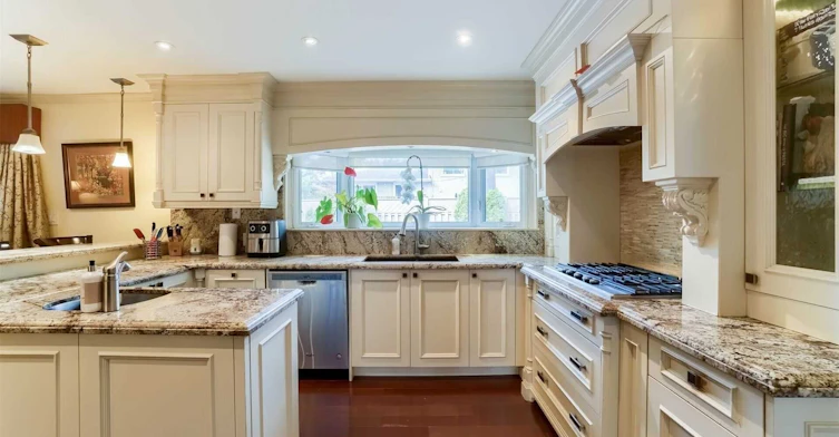 41 Clearside Place, Toronto, ON, M9C 2G7 - 13