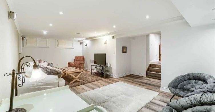 41 Clearside Place, Toronto, ON, M9C 2G7 - 34
