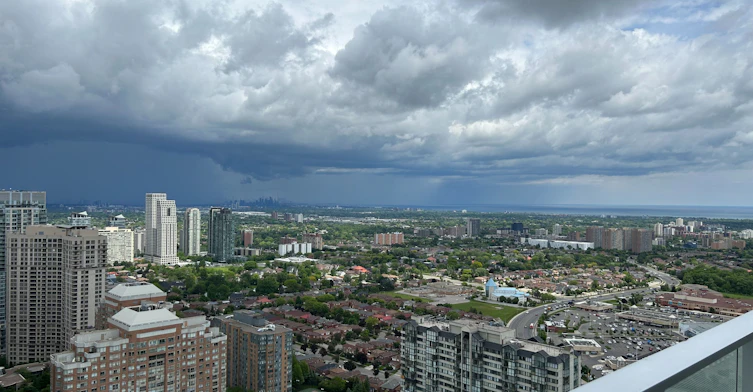 3612-3900 Confederation Parkway E, Mississauga, ON, L5B 0M3 - 9