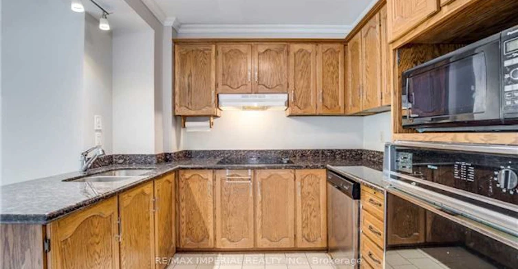 1119 Glenridge Drive, Oakville, ON, L6M 2L1 - 3