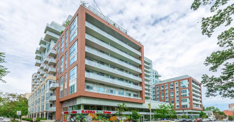 637-1830 Bloor Street W, Toronto, ON, M6P 3K6