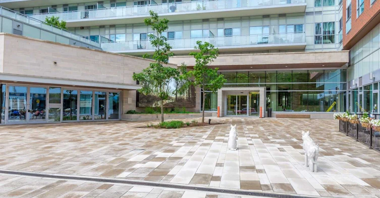 637-1830 Bloor Street W, Toronto, ON, M6P 3K6 - 2
