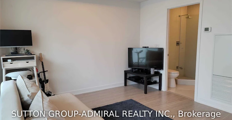 637-1830 Bloor Street W, Toronto, ON, M6P 3K6 - 5