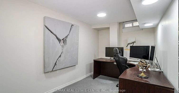2046 Glenada Crescent, Oakville, ON, L6H 4M3 - 34