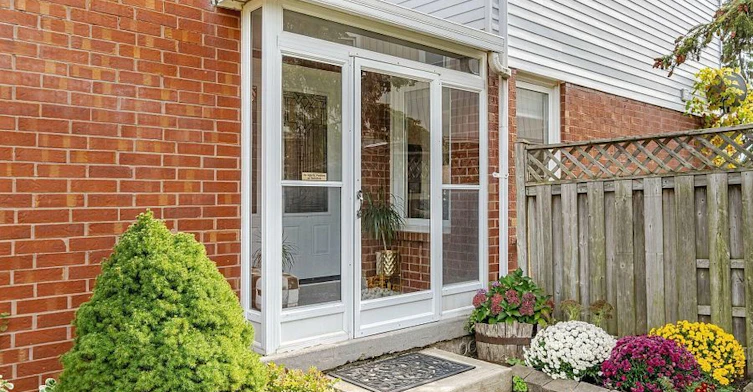 2046 Glenada Crescent, Oakville, ON, L6H 4M3 - 3