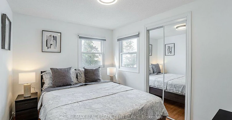 2046 Glenada Crescent, Oakville, ON, L6H 4M3 - 25