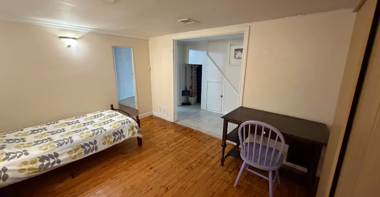 Bsmt-1074 Briar Hill Avenue, Toronto, ON, M6B 1M7 - 12