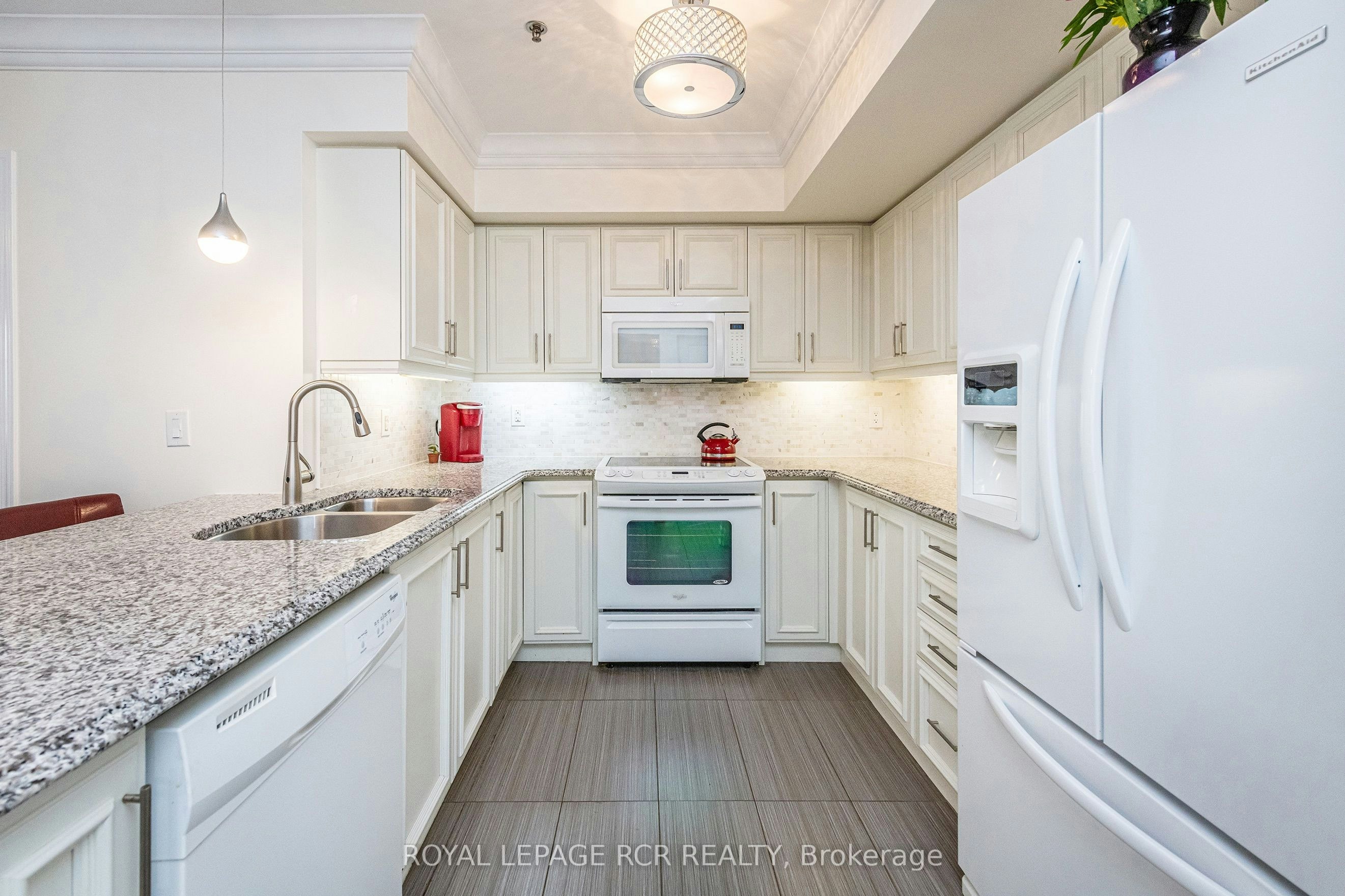 106-60 Baycliffe Crescent, Brampton, ON, L7A 0Z4