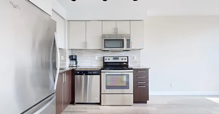 415-80 Esther Lorrie Drive, Toronto, ON, M9W 0C6 - 16