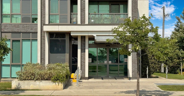 415-80 Esther Lorrie Drive, Toronto, ON, M9W 0C6 - 3