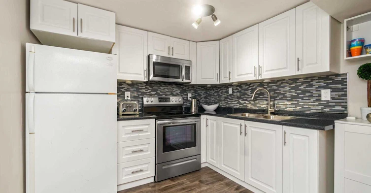 6103 Silken Lauman Way, Mississauga, ON, L5V 1A1 - 5