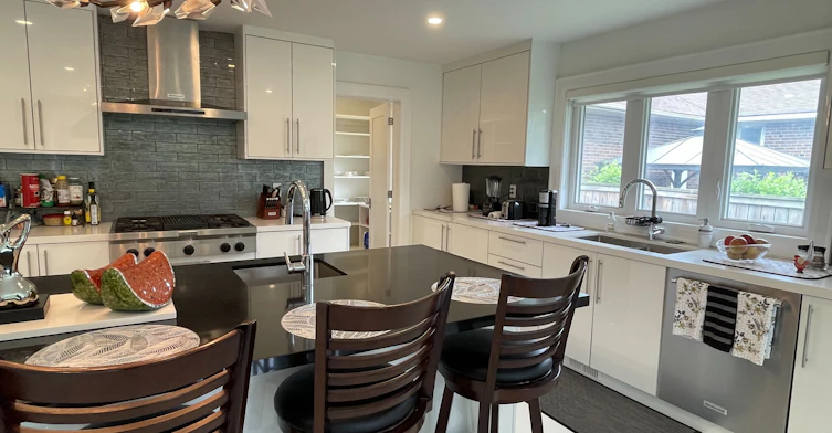 24 Academy Road, Toronto, ON, M9N 3K2 - 21