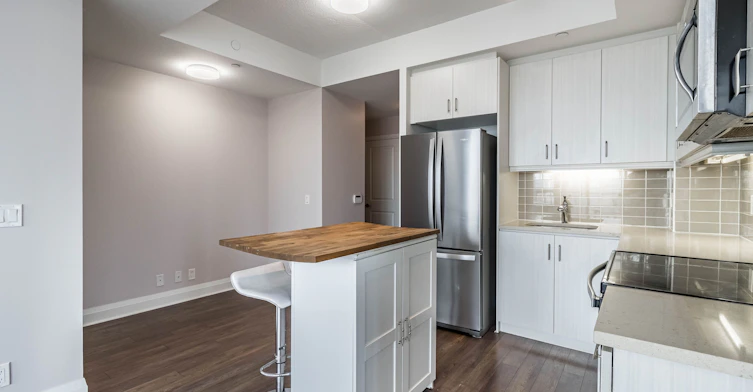 903-17 Zorra Street, Toronto, ON, M8Z 0C8 - 17