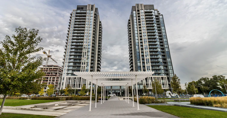 903-17 Zorra Street, Toronto, ON, M8Z 0C8 - 2