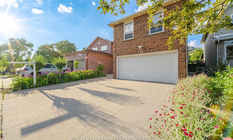 177 Surbray Grove