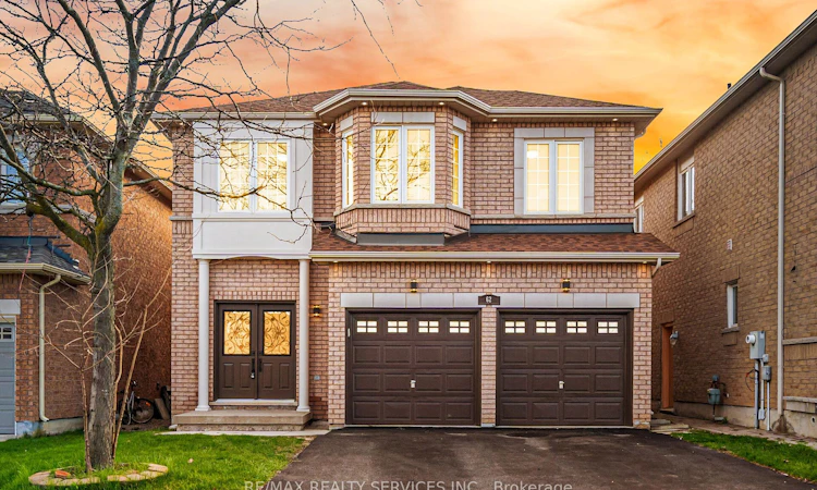 62 Sir Jacobs Crescent