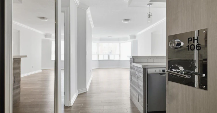 PH106-335 Webb Drive, Mississauga, ON, L5B 4A1 - 6