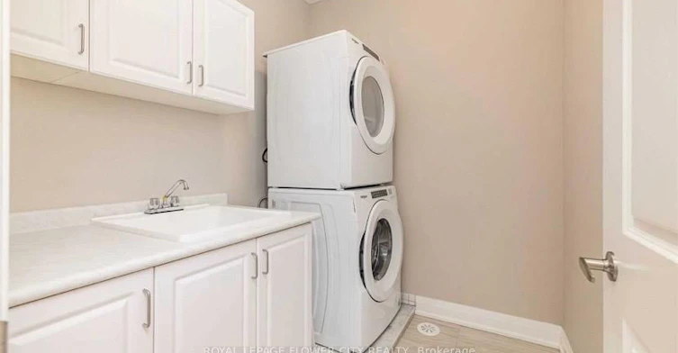 3079 Postridge Drive, Oakville, ON, L6H 0S1 - 33